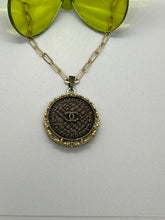 Load image into Gallery viewer, #408 Vintage Couture Necklace 28 &amp; 23mm