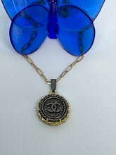Load image into Gallery viewer, #410 Vintage Couture Necklace 23mm