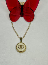 Load image into Gallery viewer, #707 Vintage Couture Necklace 23mm