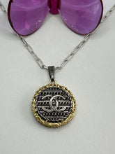 Load image into Gallery viewer, #663 Vintage Couture Necklace 28mm