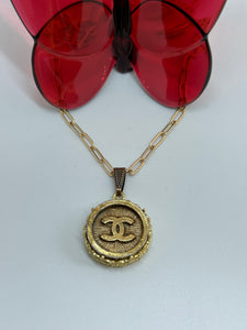 #646 Vintage Couture Necklace 23mm