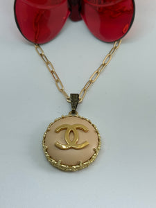 #643 Vintage Couture Necklace 28mm