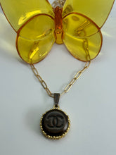 Load image into Gallery viewer, #651 Vintage Couture Necklace 21mm