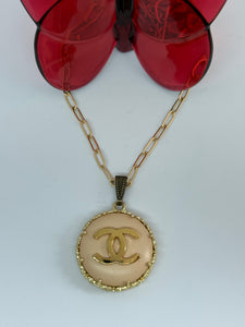 #643 Vintage Couture Necklace 28mm