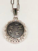 Load image into Gallery viewer, #381 Vintage Couture Necklace 22mm
