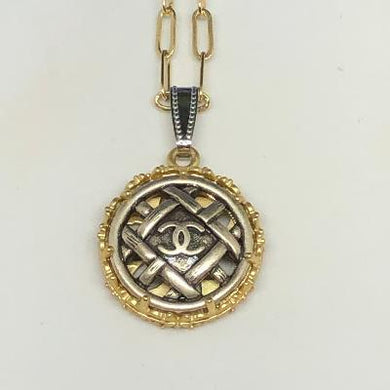 #395 Vintage Couture Necklace 23mm