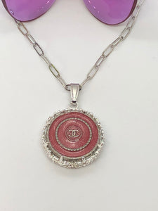 #225 Vintage Couture Necklace 28mm