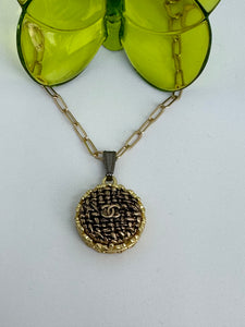 #93 Vintage Couture Necklace 22mm