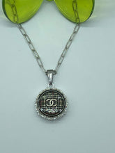 Load image into Gallery viewer, #547 Vintage Couture Necklace 23mm
