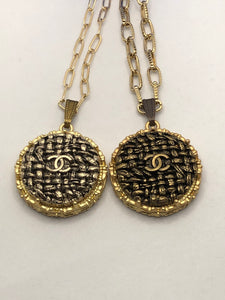 #25 Vintage Couture Necklace 31mm