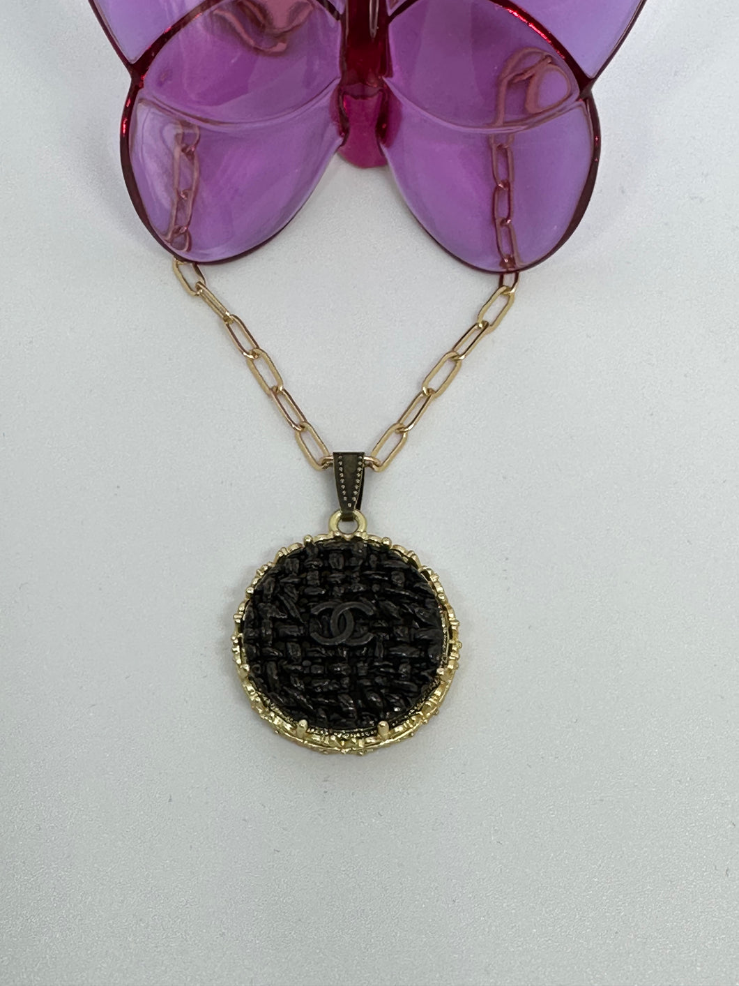 #641 Vintage Couture Necklace 28mm