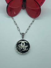 Load image into Gallery viewer, #528 Vintage Couture Necklace 28mm