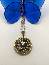 Load image into Gallery viewer, #25 Vintage Couture Necklace 31mm
