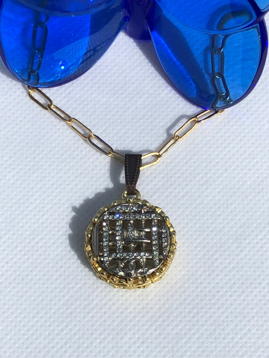 #595 Vintage Couture Necklace 21mm