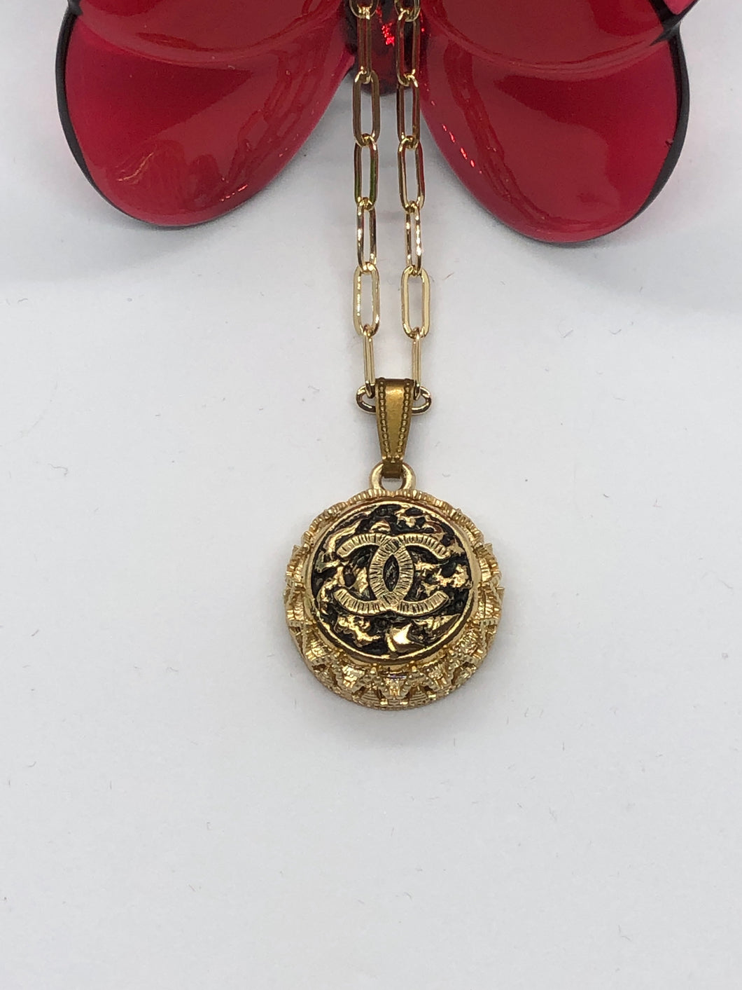 #319 Vintage Couture Necklace 23mm and 26mm
