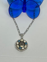Load image into Gallery viewer, #137 Vintage Couture Necklace 23mm