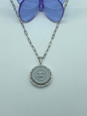 #516 Vintage Couture Necklace 30mm