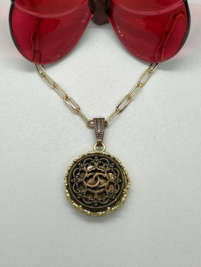 #266 Vintage Couture Necklace 22mm