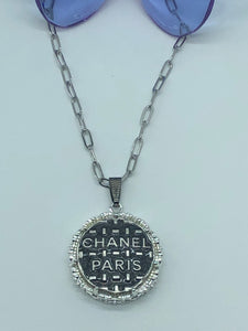 #539 Vintage Couture Necklace 30mm