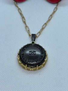 #101 Vintage Couture Necklace 28mm