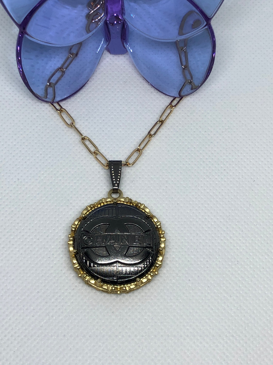 #622 Vintage Couture Necklace 30mm