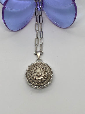 #120 Vintage Couture Necklace 23mm