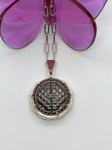 #211 Vintage Couture Necklace 28mm