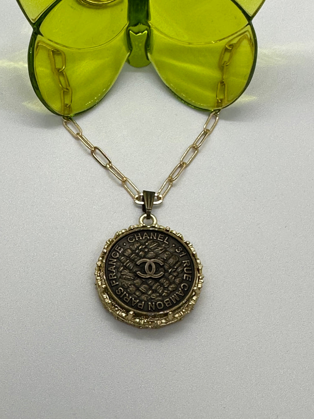 #408 Vintage Couture Necklace 28 & 23mm