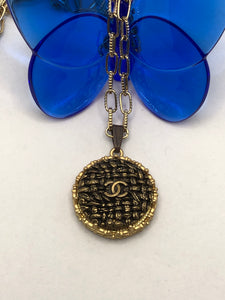 #25 Vintage Couture Necklace 31mm