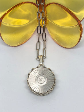 #122 Vintage Couture Necklace 23mm
