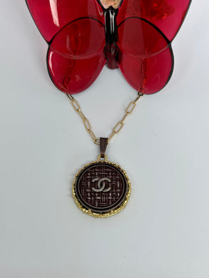 #637 Vintage Couture Necklace 28mm