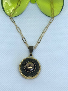 #255 Vintage Couture Necklace 21mm