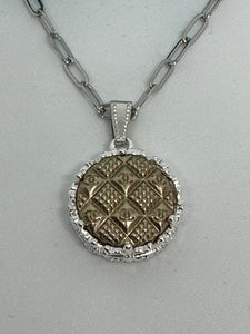 #636 Vintage Couture Necklace 23mm