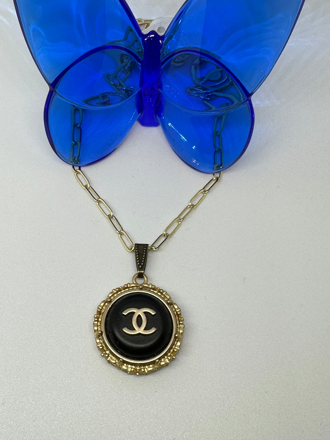 #642 Vintage Couture Necklace 26mm