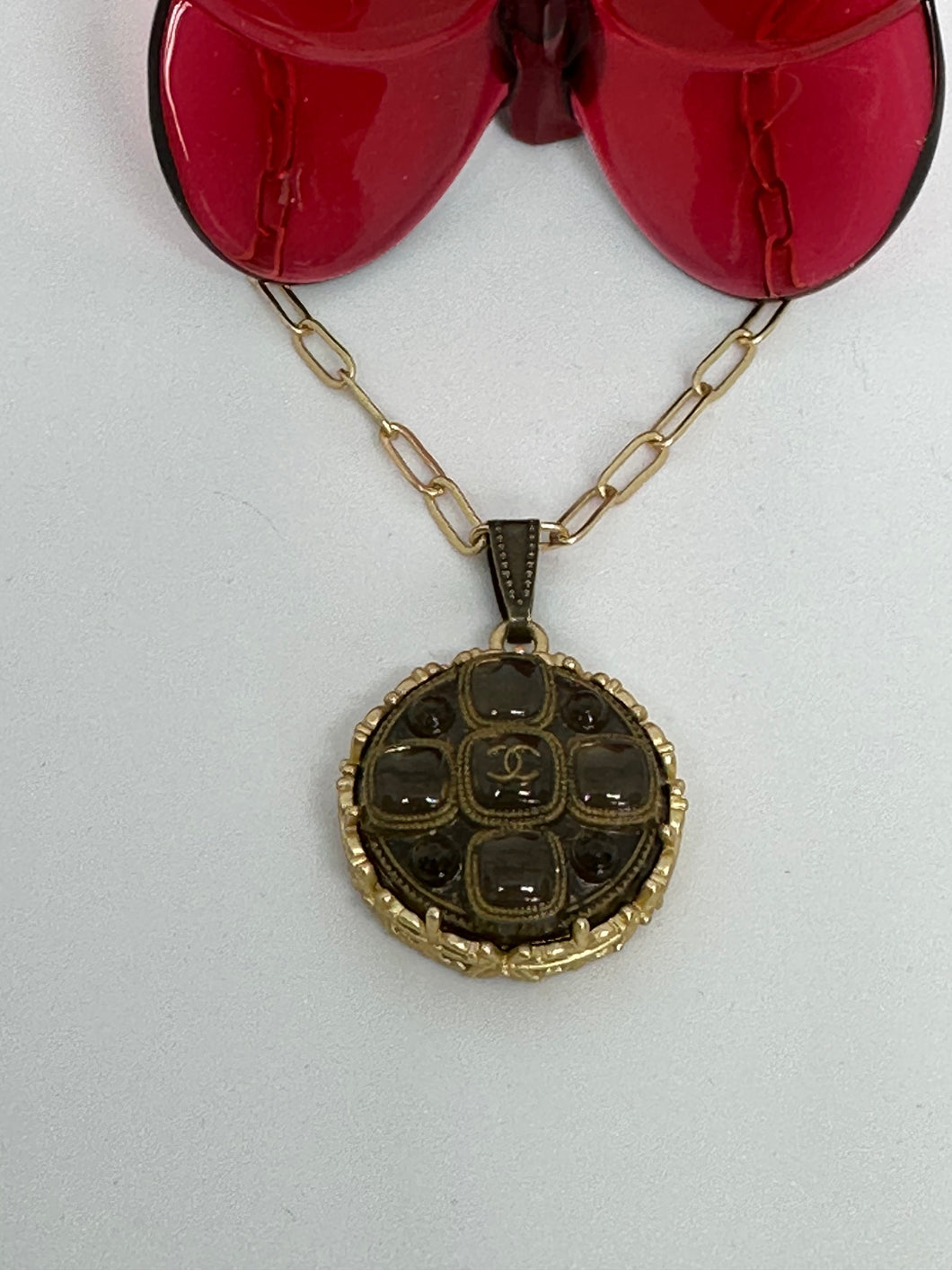 #633 Vintage Couture Necklace 26mm