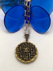 #25 Vintage Couture Necklace 31mm