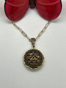 #266 Vintage Couture Necklace 22mm