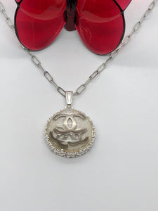 #469 Vintage Couture Necklace 23 mm