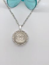Load image into Gallery viewer, #460 Vintage Couture Necklace 33mm