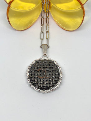 #27 Vintage Couture Necklace 30mm