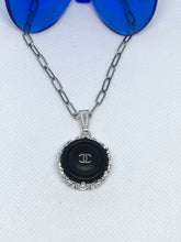 Load image into Gallery viewer, #616 Vintage Couture Necklace 22mm