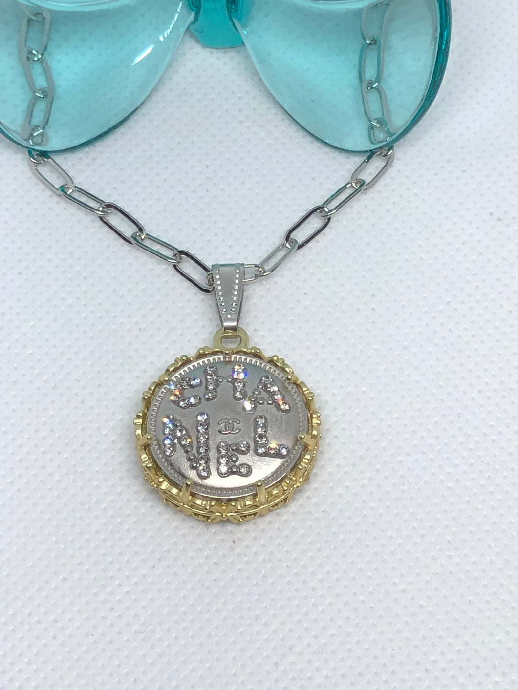 #624 Vintage Couture Necklace 23mm