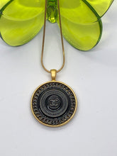 Load image into Gallery viewer, #82 Vintage Couture Necklace 29mm