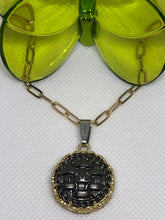Load image into Gallery viewer, #573 Vintage Couture Necklace 23mm