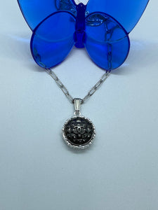 #401 Vintage Couture Necklace 22mm