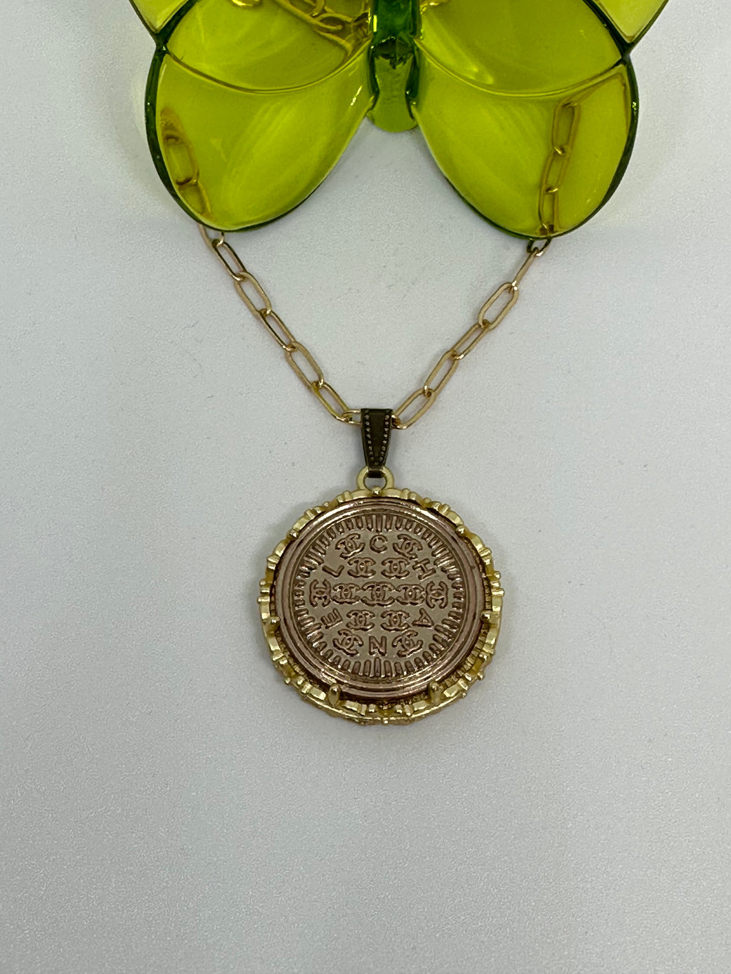 #206 Vintage Couture Necklace 28mm