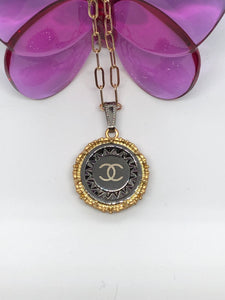#428 Vintage Couture Necklace 26mm
