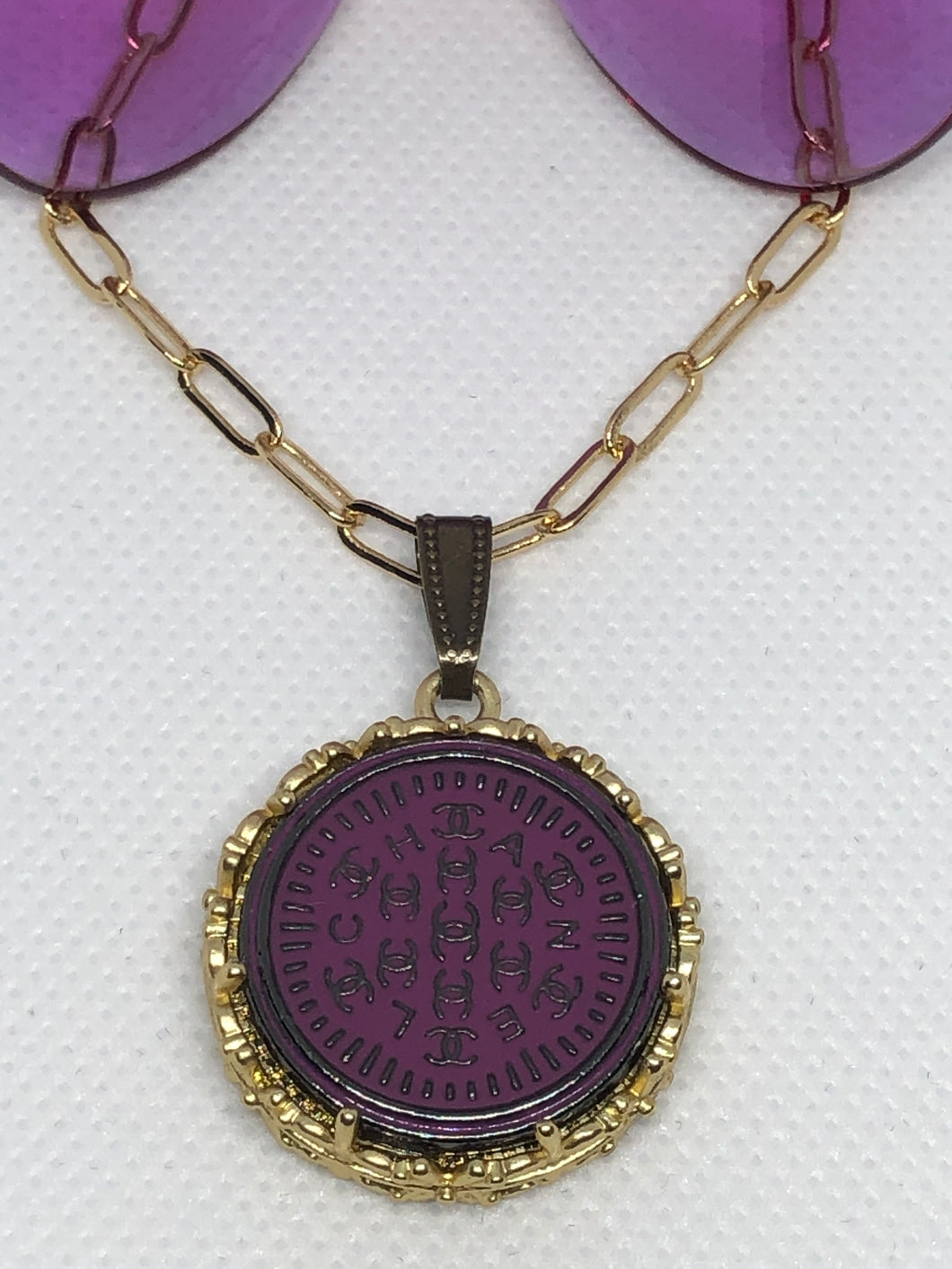#579 Vintage Couture Necklace 26mm