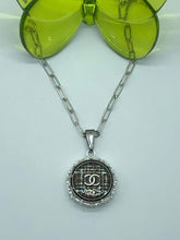 Load image into Gallery viewer, #547 Vintage Couture Necklace 23mm