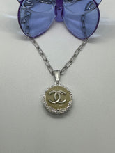 Load image into Gallery viewer, #638 Vintage Couture Necklace 21mm